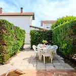 Сasa de vacaciones Sicard-8 By Interhome