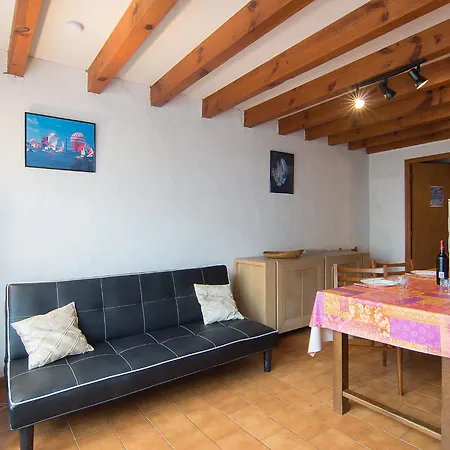Holiday home Sicard-8 By Interhome